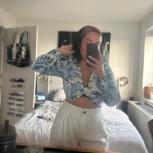 H&M linen blend Floral Blue Top